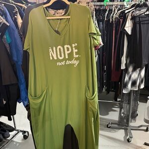 New With Tags Extra Large Green Rayon Jumpsuit So Soft So Comfortable